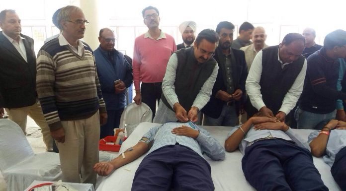 रक्तदान से जीवन दान – हरविन्द्र कल्याण