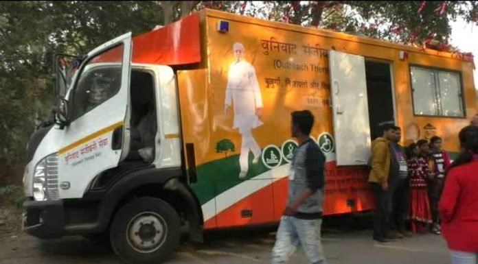 शाहजहांपुर के छात्र ने बनाया ,चलता फिरता अस्पताल