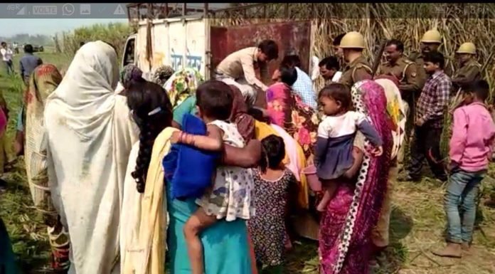 शाहजहांपुर – खून से खेली होली एक की मौत ,चार घायल