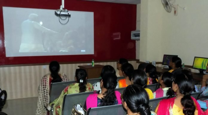 प्रधानमंत्री ने अन्तर्राष्ट्रीय महिला दिवस पर बेटी बचाओ-बेटी पढ़ाओ अभियान की सफलता के लिए हरियाणा सरकार को दी बधाई