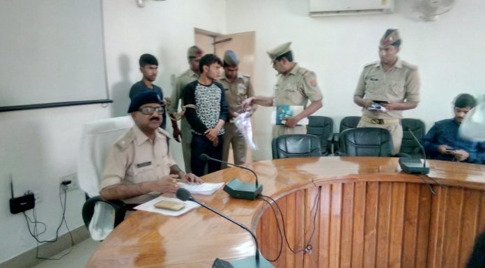 शाहजहांपुर – तेल चोर गिरफ्तार