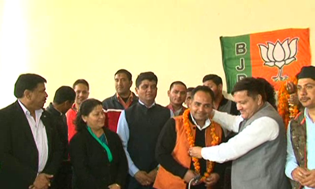 नैनीताल – नितिन कार्की बने जिलाध्यक्ष