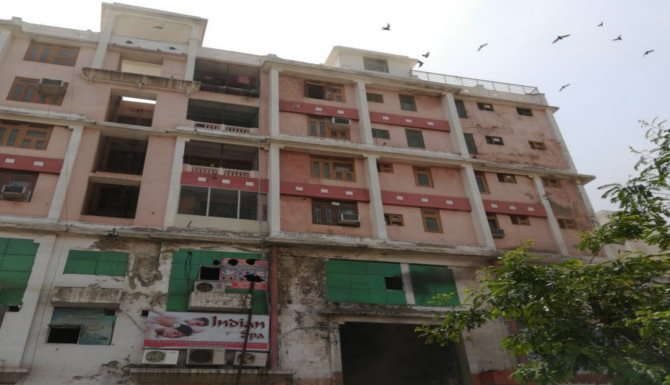 जयपुर – क्रास रोड मॉल पर अपार्टमेंट में आग से हड़कंप