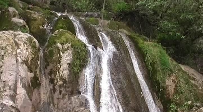 नैनीताल – वाटर फाल देखने के लिए सैलानियों का खर्चा बढ़ा