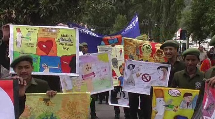 नैनीताल – विश्व तम्बाकू निषेध दिवस पर जनजागरूकता रैली