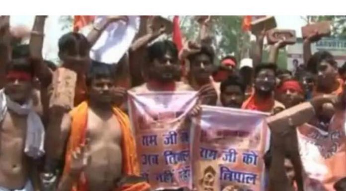 आगरा – मंदिर नहीं तो वोट नहीं : गोविन्द पराशर