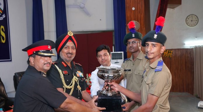 करनाल – सैनिक स्कूल कुंजपुरा में होता है विद्यार्थियों का सर्वांगीण विकास :ले. जनरल सुरिन्दर सिंह