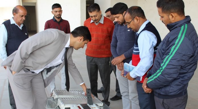 करनाल – नगर निगम चुनाव में पहली बार ई.वी.एम. का प्रयोग