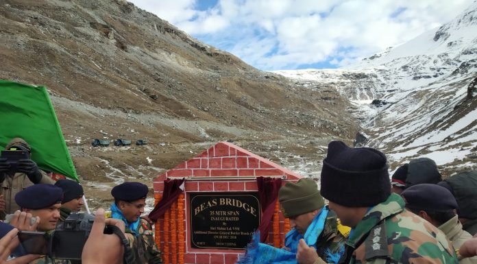 कुल्लू (हि०प्र०) – मनाली सरचू राजमार्ग पर बनेंगे सात नए पुल :एडीजी बीआरओ नार्थ वैस्ट