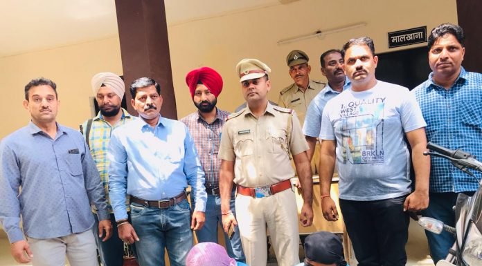 Karnal:करनाल पुलिस की सी.आई.ए-02 टीम ने सुलझाई ब्लाइंड मर्डर की गुत्थी