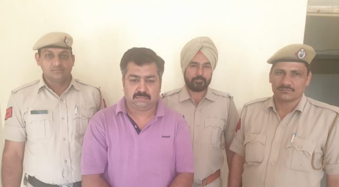 पानीपत -पुलिस ने महिलाओं की फोटो फेसबुक से उठाकर बदनाम करने की नीयत से वायरल करने वाले को काबू किया