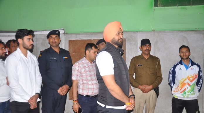 करनाल – खेल मंत्री संदीप सिंह अचानक पहुंचे कर्ण स्टेडियम