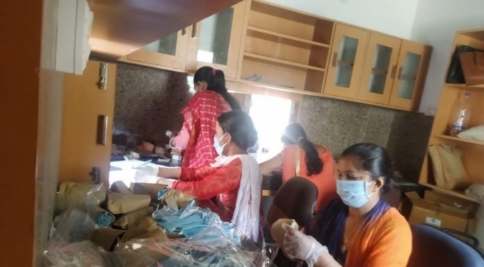 Karnal – कोविड-19 के संक्रमण से बचने के लिए स्वयं सहायता समूह की महिलाओं ने बनाए 75 हजार मास्क