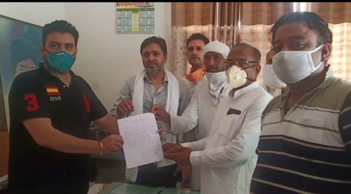 पानीपत- सब्जी मंडी शिफ्टिंग को लेकर आढ़तियों ने की जेजेपी नेता से मुलाकात