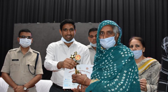 करनाल – अतंर्राष्ट्रीय महिला दिवस पर उपायुक्त ने महिलाओं को जीवन के हर क्षेत्र में आगे बढ़ने का आह्वान किया