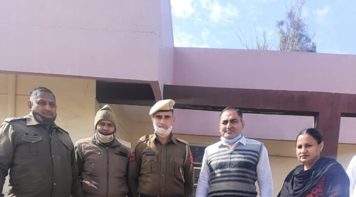करनाल – पुलिस ने करोड़ रूपये की ठगी करने वाले नकली कमीशन एजेंट को उसके साथियों समेत गिरफ्तार किया