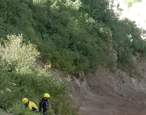 बद्रीनाथ – अलकनंदा नदी में समाई कार, SDRF टीम ने 02 शव किए बरामद