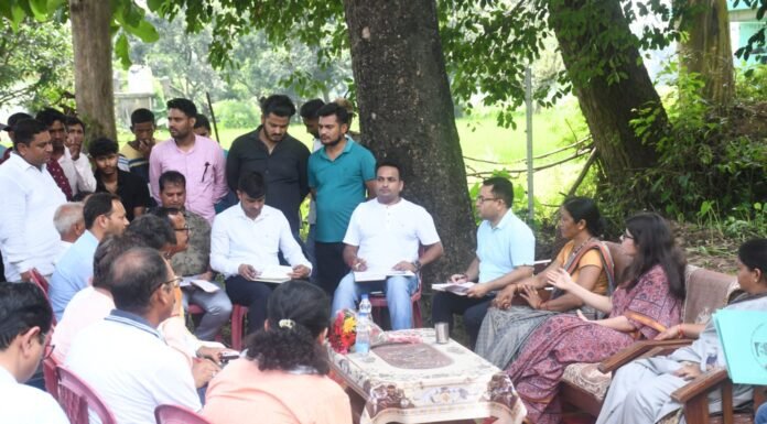 नैनीताल-जिलाधिकारी वंदना सिंह ने जनसुनवाई के दौरान शिकायतों का मौके पर ही किया निस्तारण
