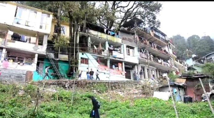 नैनीताल -उच्च न्यायालय से अतिक्रमणकारियों नहीं मिली राहत