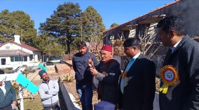 नैनीताल – प्रगतिशील किसान भवान सिंह कोरंगा ने कीवी उत्पादन को लेकर साझा किए अनुभव