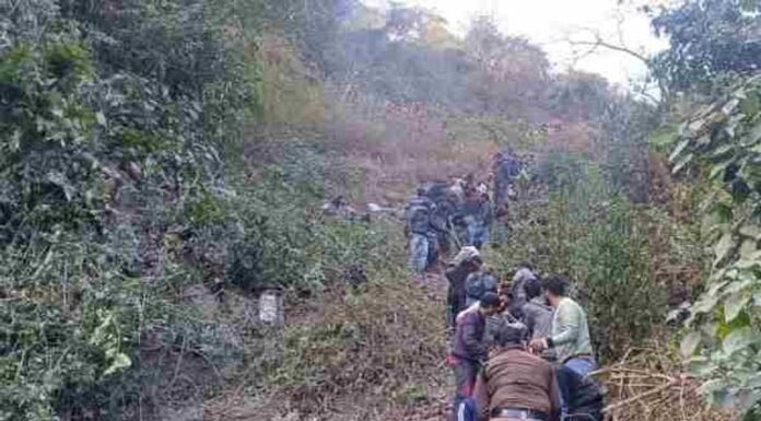 नैनीताल- अल्मोड़ा से हल्द्वानी आ रही बस गहरी खाई में गिरी, 4 की मौत