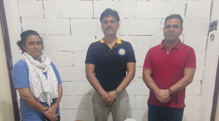 करनाल- पुलिस ने बैग काटकर पैसा चोरी करने वाली दो महिला को गिरफ्तार किया