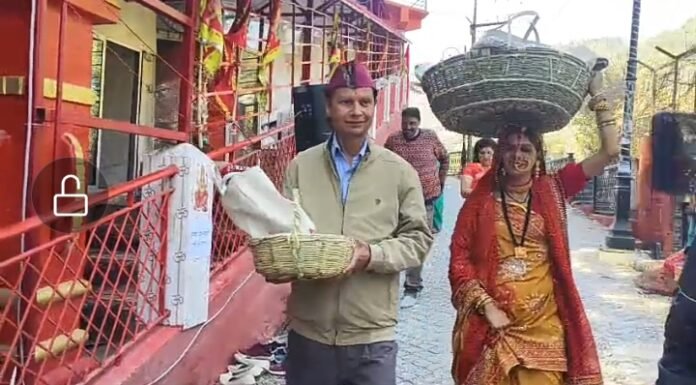 नैनीताल -उत्तराखंडी परम्परा के तहत 111 महिलाओं को दी गई भिटौली