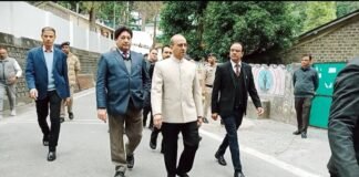 नैनीताल -उत्तराखंड हाईकोर्ट में मनाया गया ‘नो व्हीकल डे ‘
