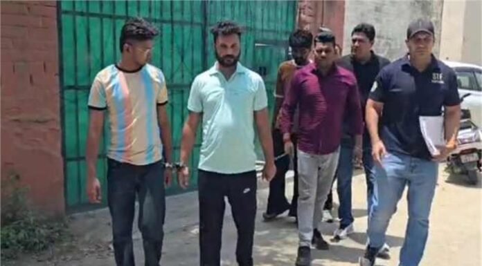 करनाल- STF ने विदेशी हथियार समेत 3 बदमाश किये गिरफ्तार