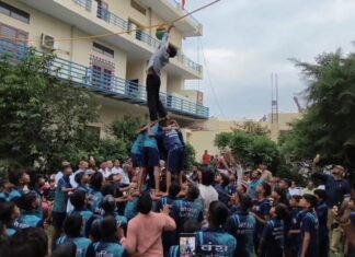 करनाल -सेवा श्री आश्रम में दही हांडी उत्सव के साथ मनाया गया कृष्ण जन्मोत्सव